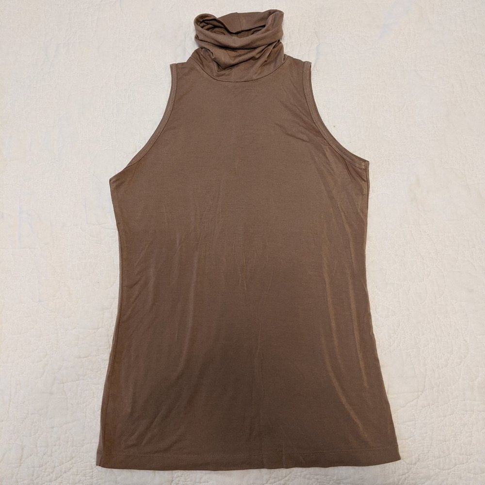 W by Worth. Sleeveless turtleneck shirt.
